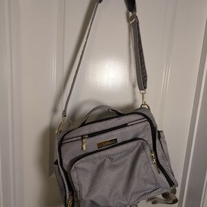 Ju-Ju-Be Black and White Chevron Baby Bag